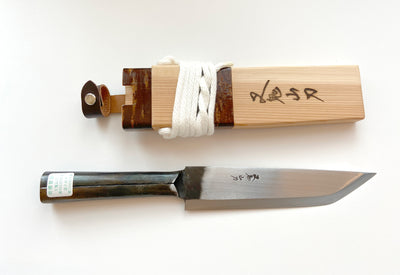 MATAGI NAGASA KNIFE WITH WILD AKITA JAPANESE CEDAR WOOD COVER