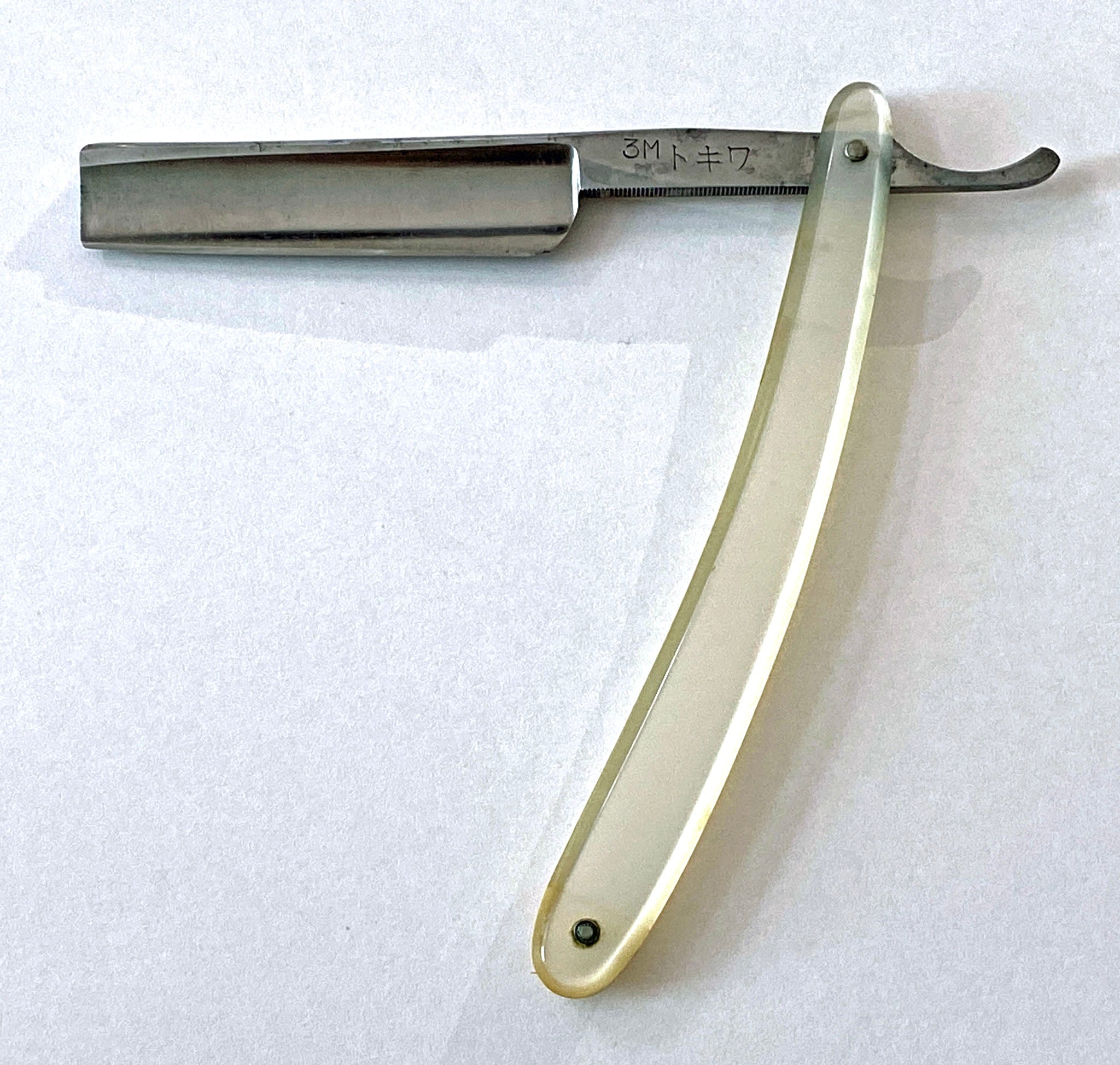 Vintage IWASAKI 3M Tokiwa 70mm Japanese Straight Razor – Aframes Tokyo