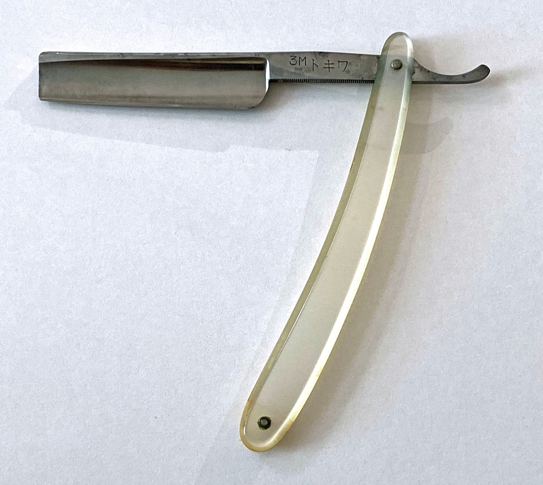 Vintage IWASAKI 3M Tokiwa 70mm Japanese Straight Razor – Aframes Tokyo